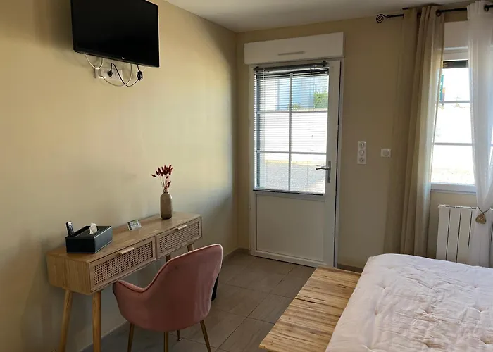 La Rose Des Vents Bed & Breakfast 4*