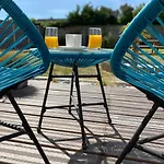 La Rose Des Vents Bed & Breakfast 4*