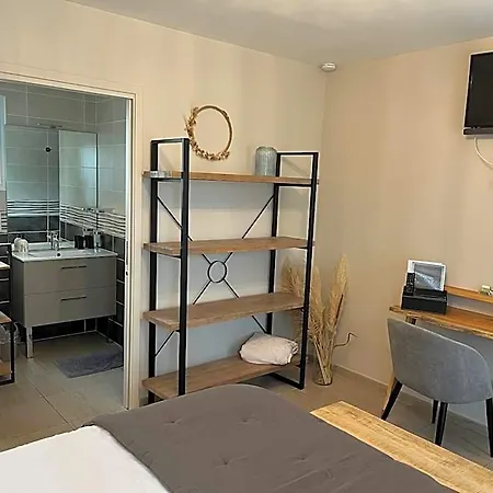 Bed & Breakfast La Rose Des Vents 4*